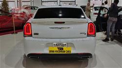 کرایسلەر 300